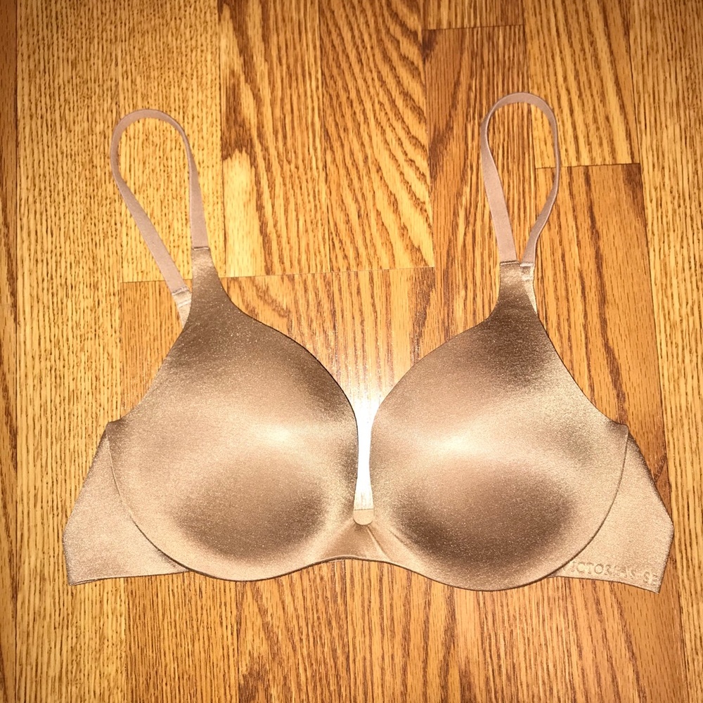 VICTORIA SECRET PUSH UP BRA
